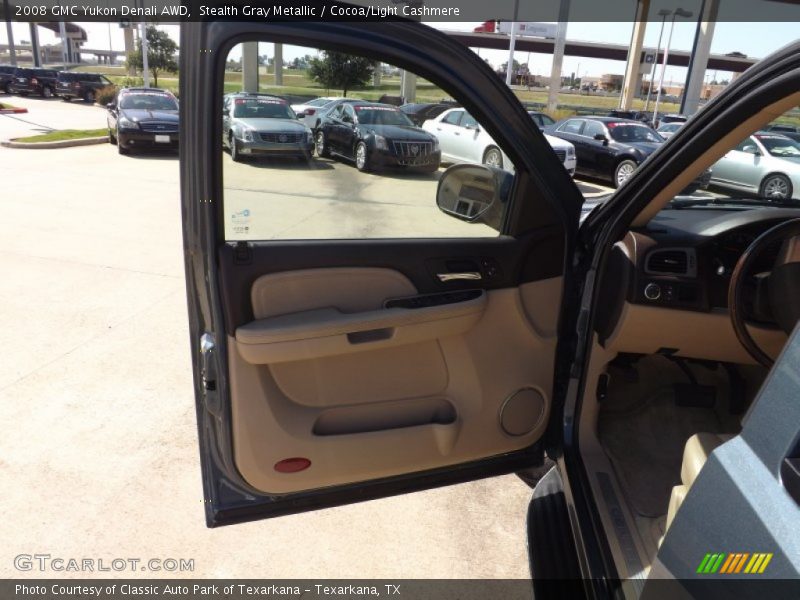 Stealth Gray Metallic / Cocoa/Light Cashmere 2008 GMC Yukon Denali AWD