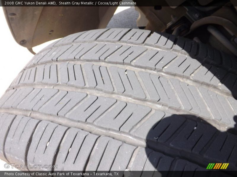 Stealth Gray Metallic / Cocoa/Light Cashmere 2008 GMC Yukon Denali AWD