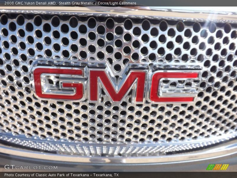 Stealth Gray Metallic / Cocoa/Light Cashmere 2008 GMC Yukon Denali AWD