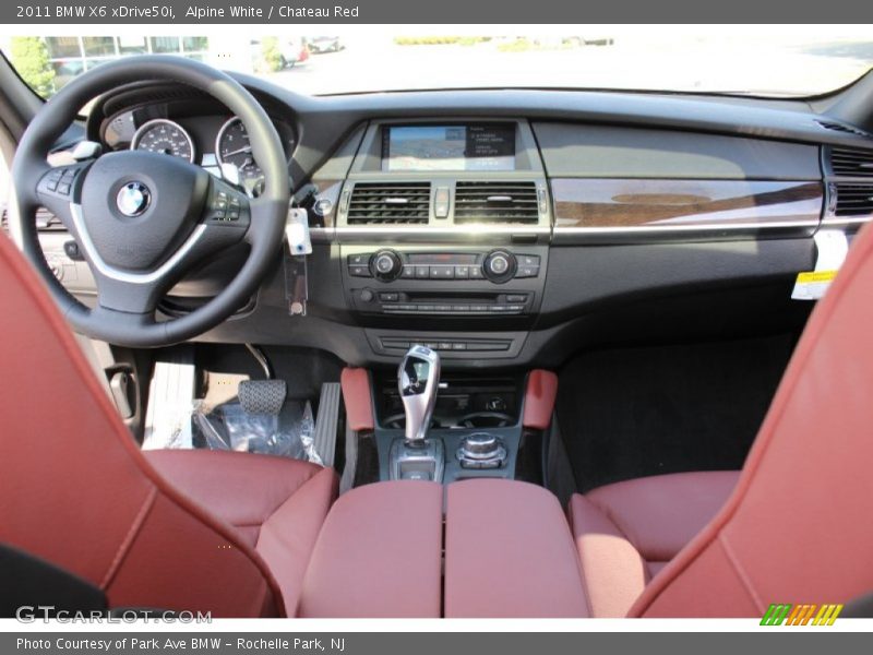 Alpine White / Chateau Red 2011 BMW X6 xDrive50i