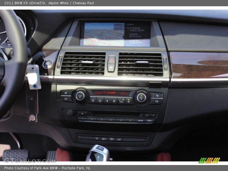 Alpine White / Chateau Red 2011 BMW X6 xDrive50i
