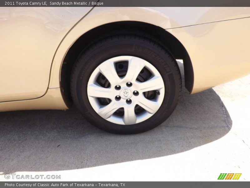 Sandy Beach Metallic / Bisque 2011 Toyota Camry LE
