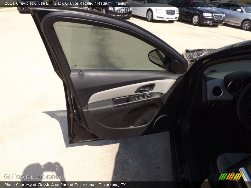 Black Granite Metallic / Medium Titanium 2011 Chevrolet Cruze LT