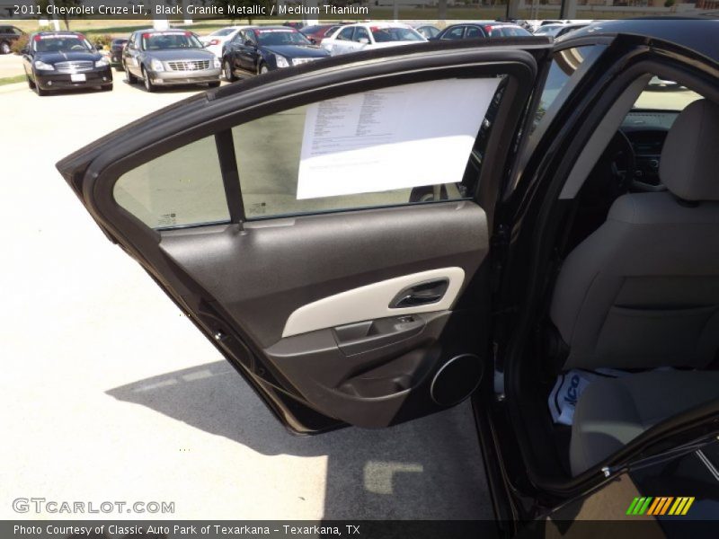 Black Granite Metallic / Medium Titanium 2011 Chevrolet Cruze LT