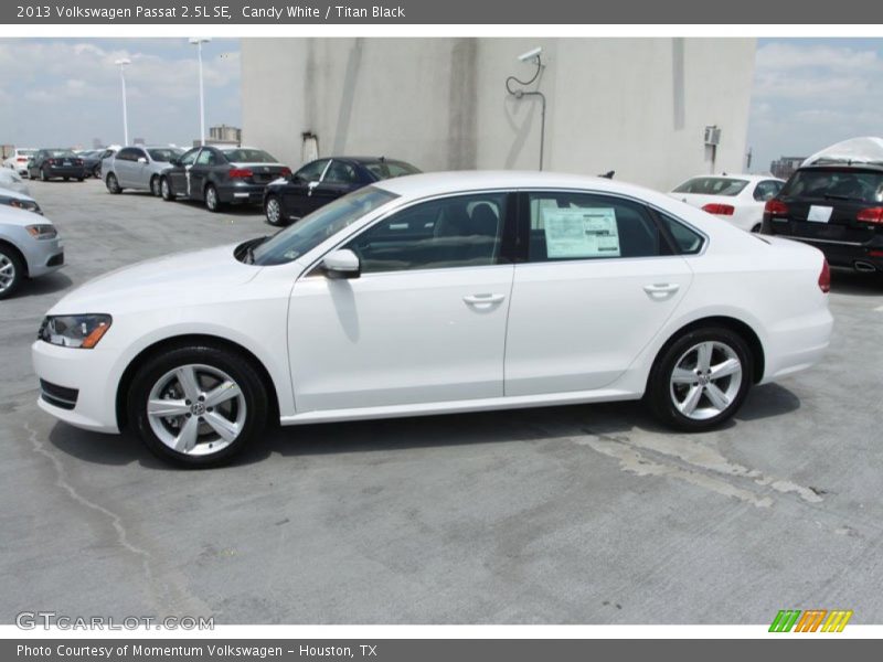Candy White / Titan Black 2013 Volkswagen Passat 2.5L SE