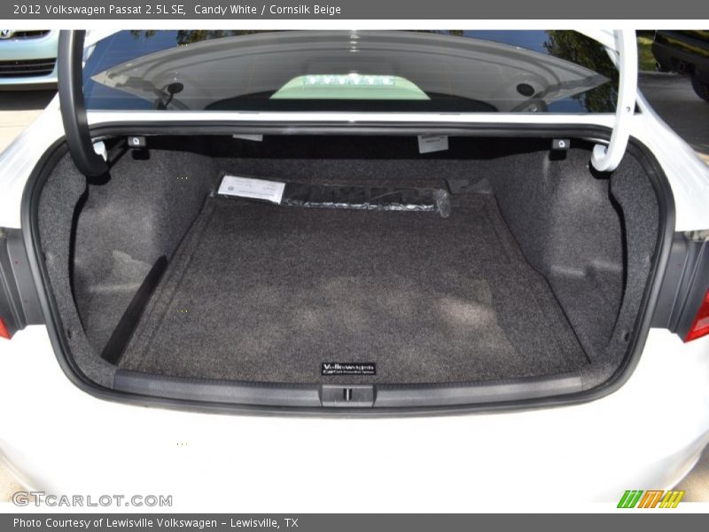 Candy White / Cornsilk Beige 2012 Volkswagen Passat 2.5L SE