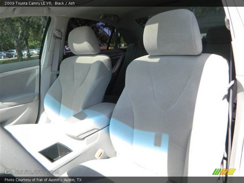 Black / Ash 2009 Toyota Camry LE V6