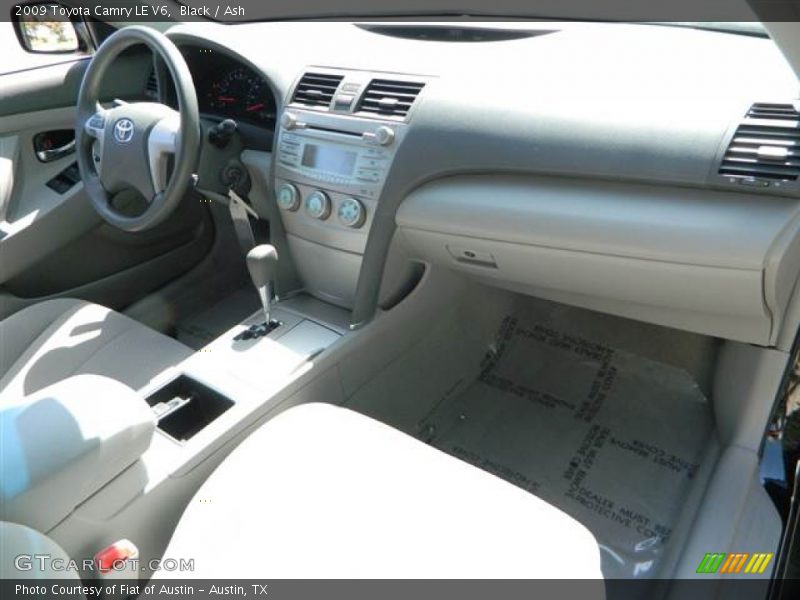 Black / Ash 2009 Toyota Camry LE V6