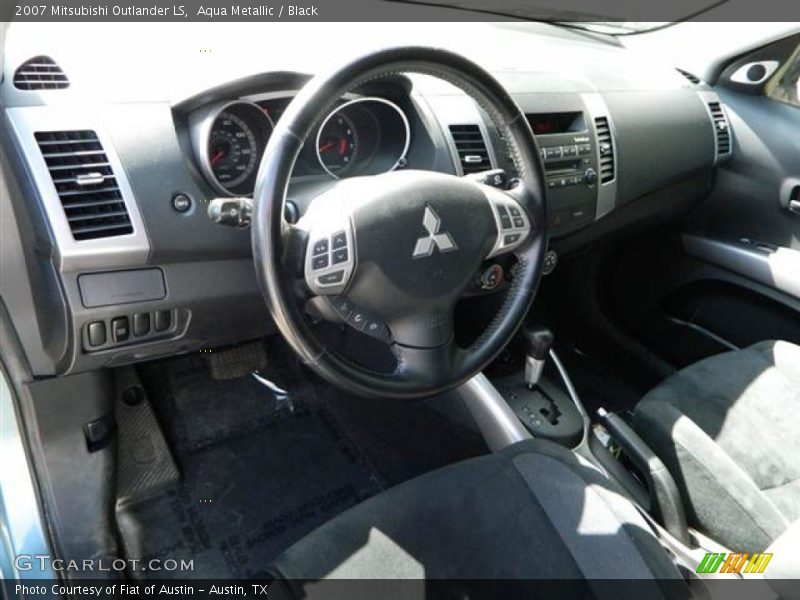 Dashboard of 2007 Outlander LS