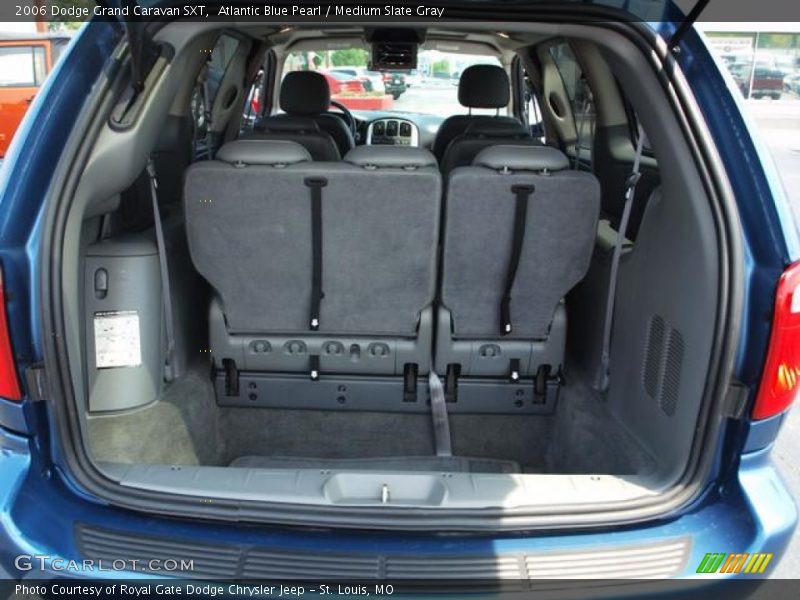  2006 Grand Caravan SXT Trunk