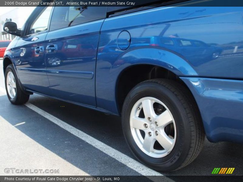 Atlantic Blue Pearl / Medium Slate Gray 2006 Dodge Grand Caravan SXT
