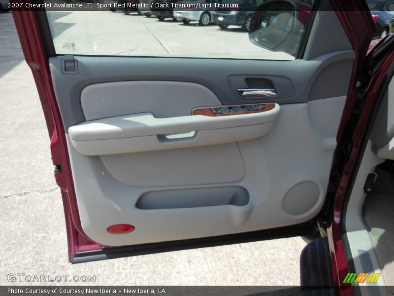 Sport Red Metallic / Dark Titanium/Light Titanium 2007 Chevrolet Avalanche LT