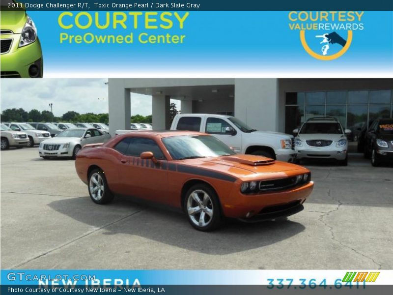 Toxic Orange Pearl / Dark Slate Gray 2011 Dodge Challenger R/T