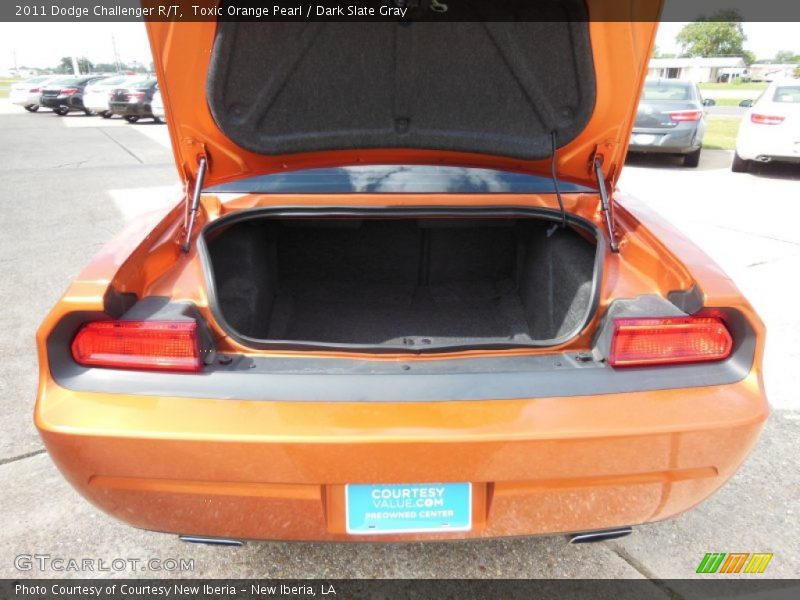 Toxic Orange Pearl / Dark Slate Gray 2011 Dodge Challenger R/T