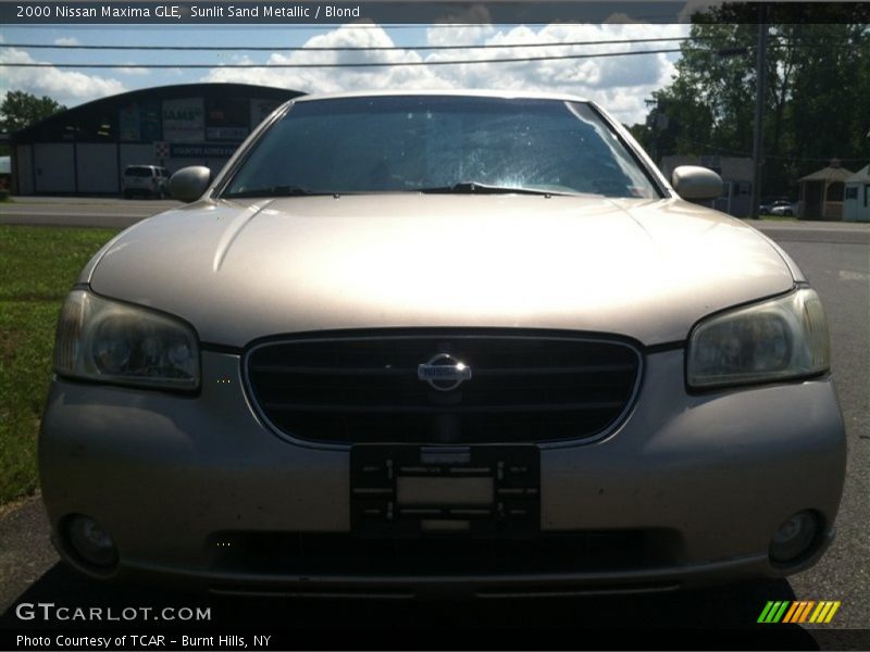 Sunlit Sand Metallic / Blond 2000 Nissan Maxima GLE