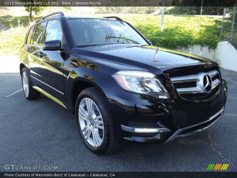 Front 3/4 View of 2013 GLK 350
