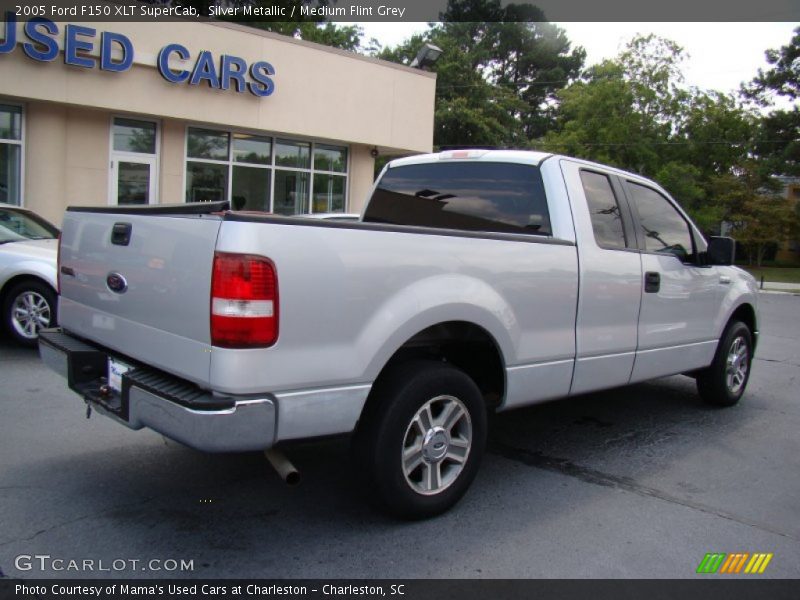Silver Metallic / Medium Flint Grey 2005 Ford F150 XLT SuperCab