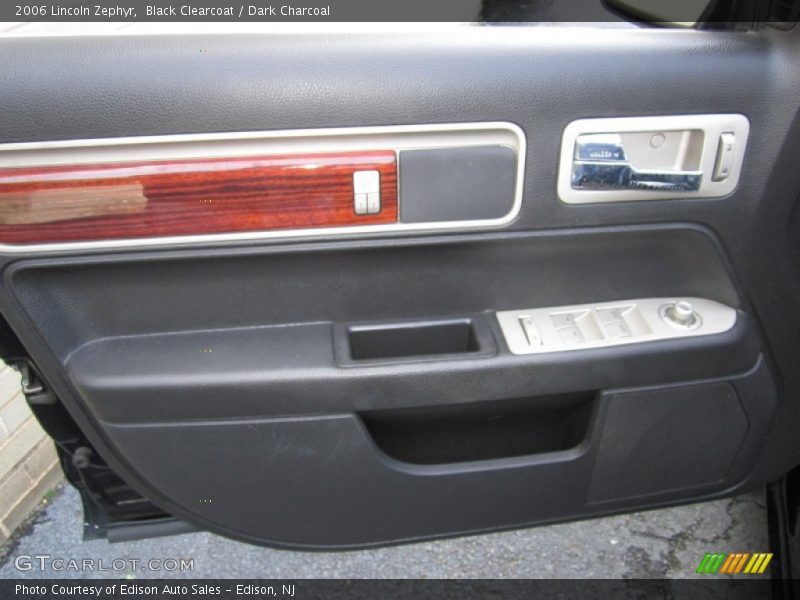 Black Clearcoat / Dark Charcoal 2006 Lincoln Zephyr