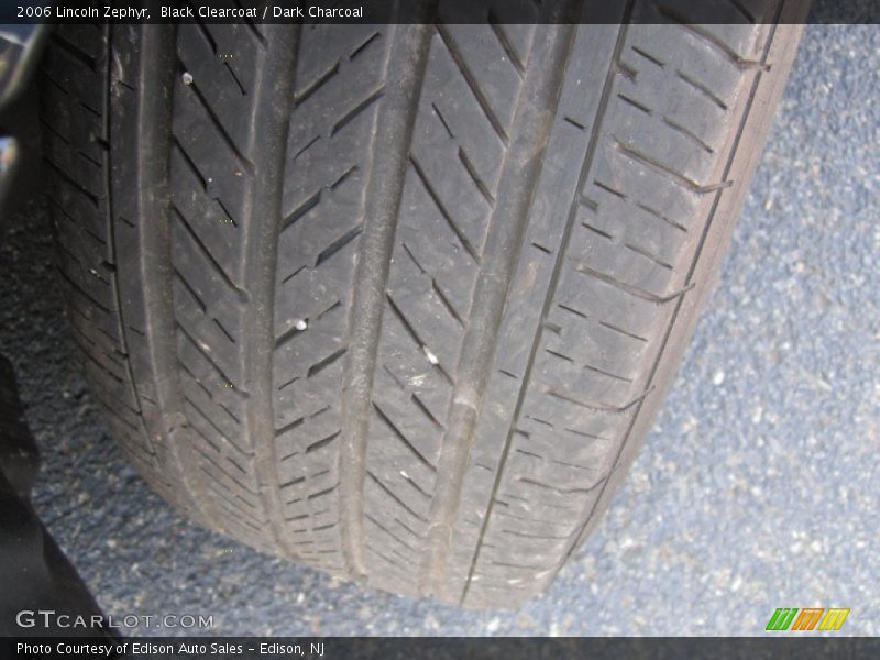 Black Clearcoat / Dark Charcoal 2006 Lincoln Zephyr