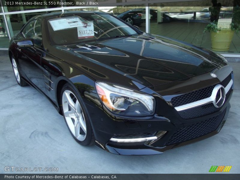 Front 3/4 View of 2013 SL 550 Roadster