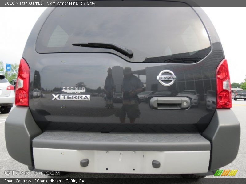 Night Armor Metallic / Gray 2010 Nissan Xterra S