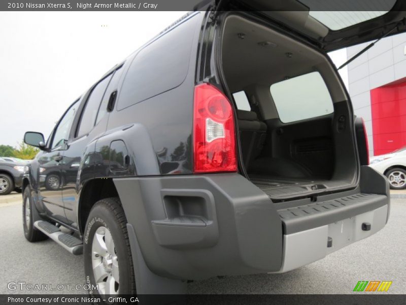 Night Armor Metallic / Gray 2010 Nissan Xterra S