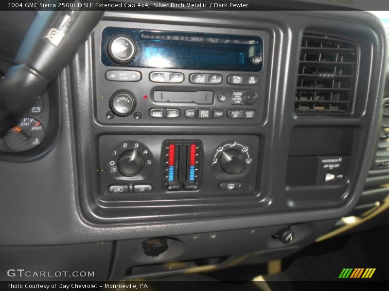 Silver Birch Metallic / Dark Pewter 2004 GMC Sierra 2500HD SLE Extended Cab 4x4