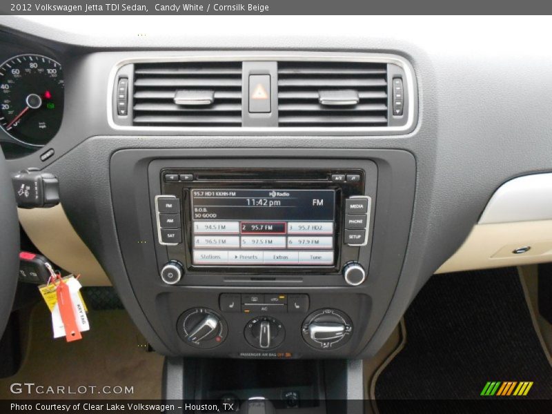 Candy White / Cornsilk Beige 2012 Volkswagen Jetta TDI Sedan