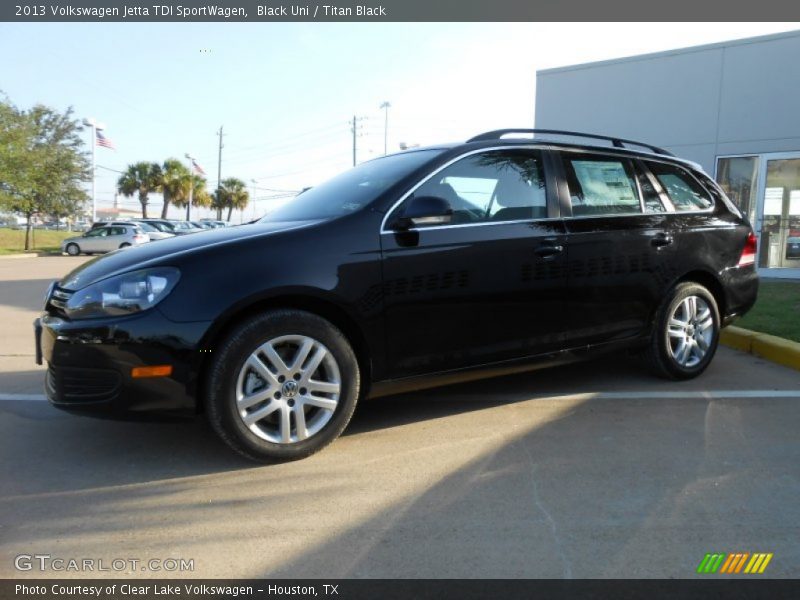 Black Uni / Titan Black 2013 Volkswagen Jetta TDI SportWagen