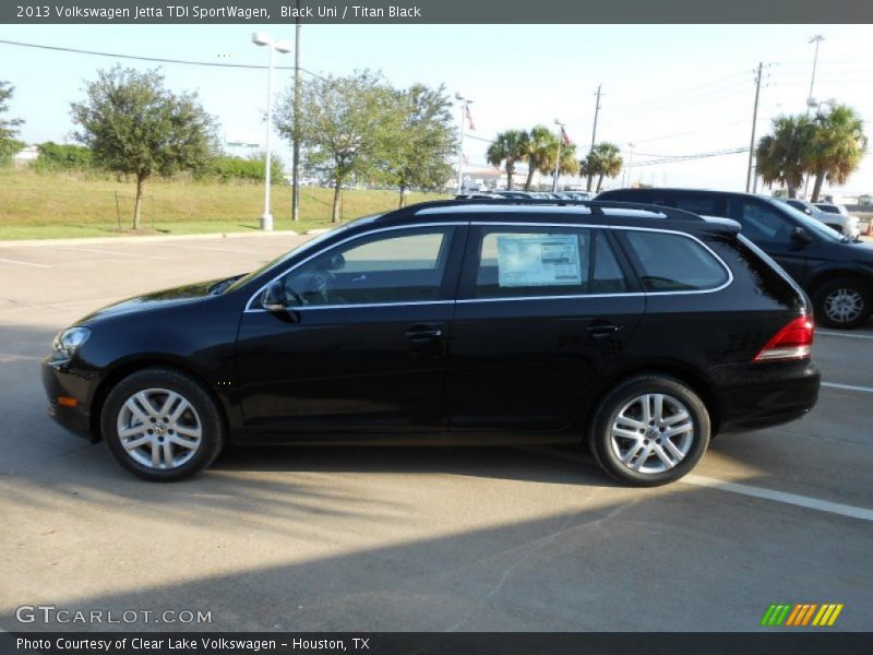 Black Uni / Titan Black 2013 Volkswagen Jetta TDI SportWagen