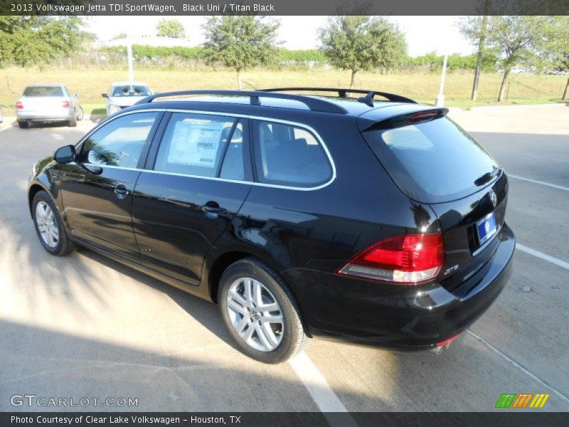 Black Uni / Titan Black 2013 Volkswagen Jetta TDI SportWagen