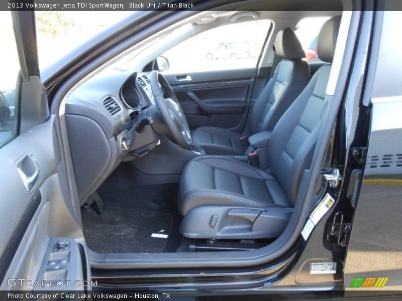 Black Uni / Titan Black 2013 Volkswagen Jetta TDI SportWagen