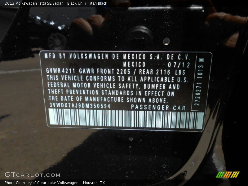 Black Uni / Titan Black 2013 Volkswagen Jetta SE Sedan
