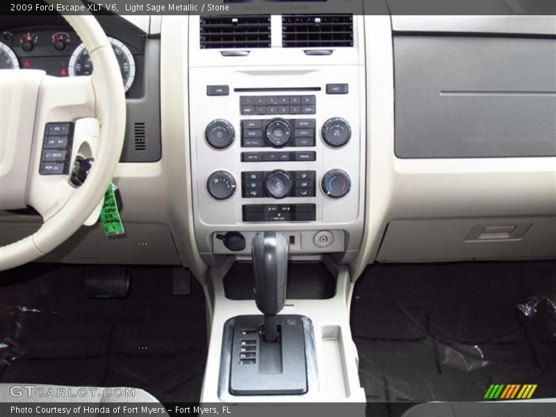 Light Sage Metallic / Stone 2009 Ford Escape XLT V6