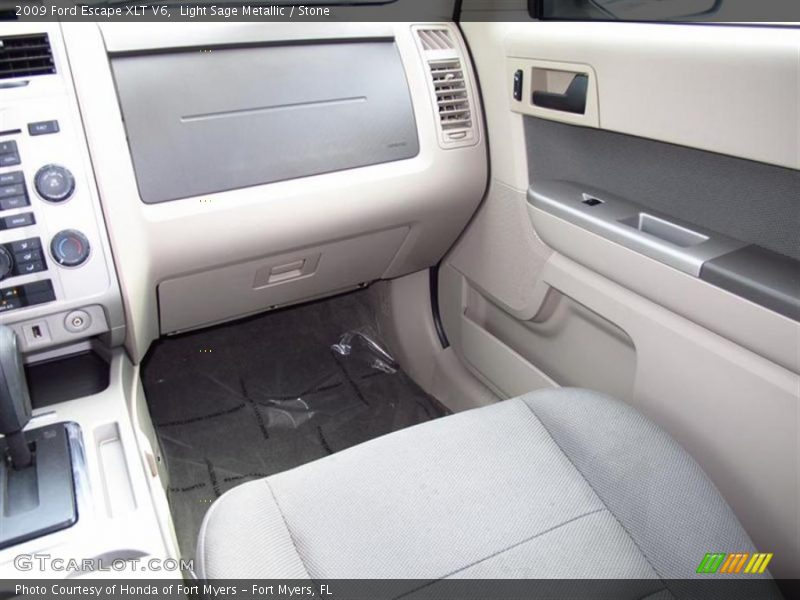 Light Sage Metallic / Stone 2009 Ford Escape XLT V6