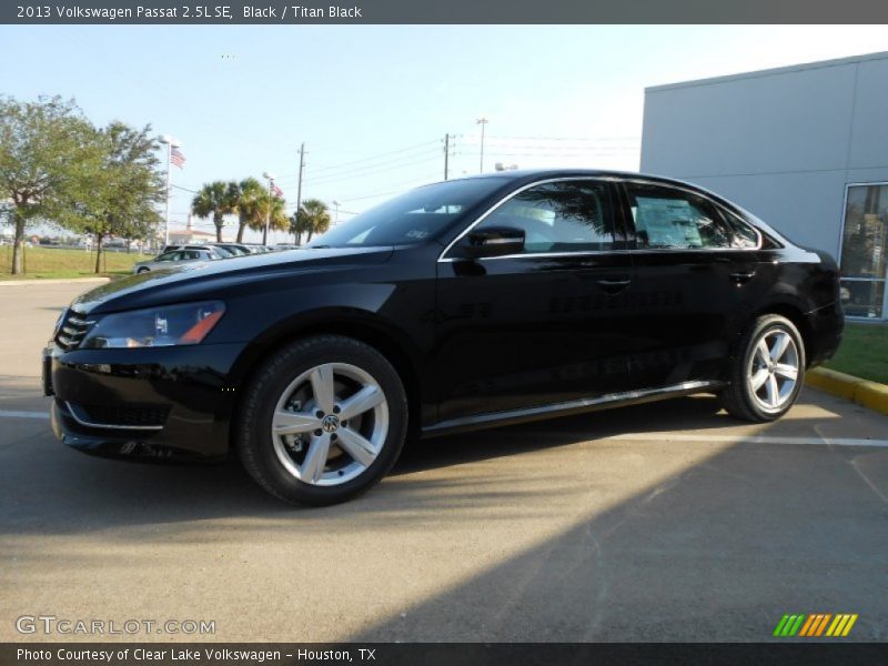 Black / Titan Black 2013 Volkswagen Passat 2.5L SE