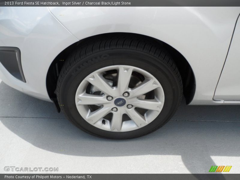  2013 Fiesta SE Hatchback Wheel
