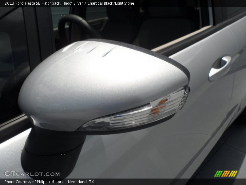Ingot Silver / Charcoal Black/Light Stone 2013 Ford Fiesta SE Hatchback
