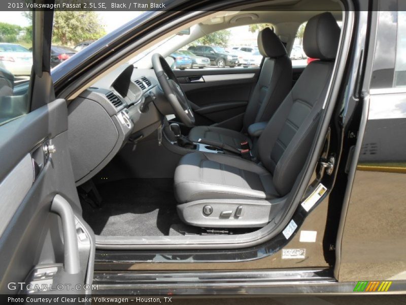 Black / Titan Black 2013 Volkswagen Passat 2.5L SE