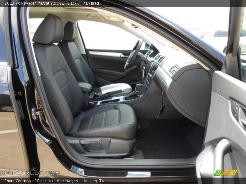 Black / Titan Black 2013 Volkswagen Passat 2.5L SE