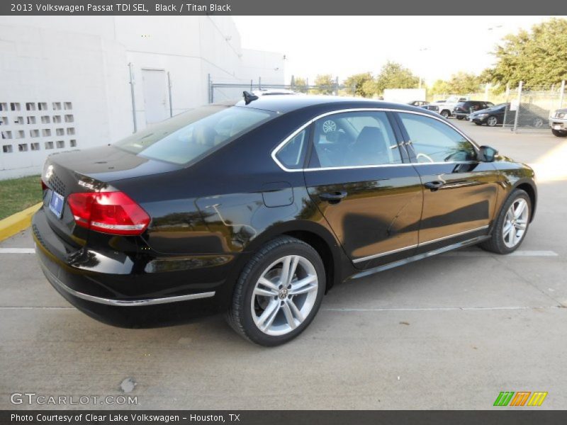 Black / Titan Black 2013 Volkswagen Passat TDI SEL