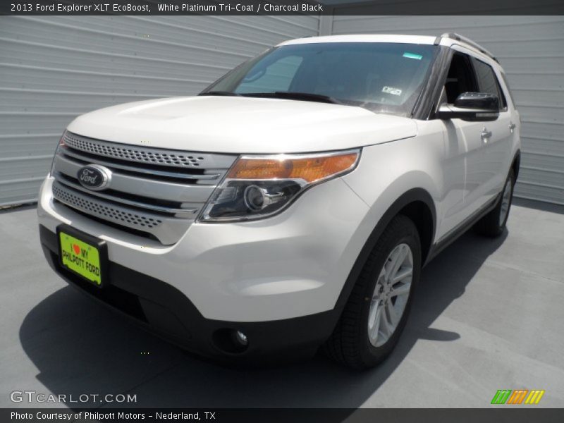 White Platinum Tri-Coat / Charcoal Black 2013 Ford Explorer XLT EcoBoost