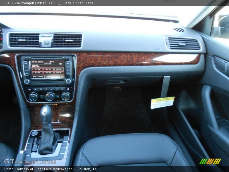 Black / Titan Black 2013 Volkswagen Passat TDI SEL