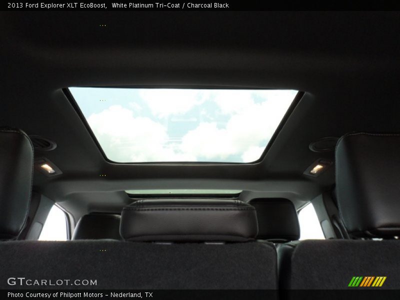 Sunroof of 2013 Explorer XLT EcoBoost