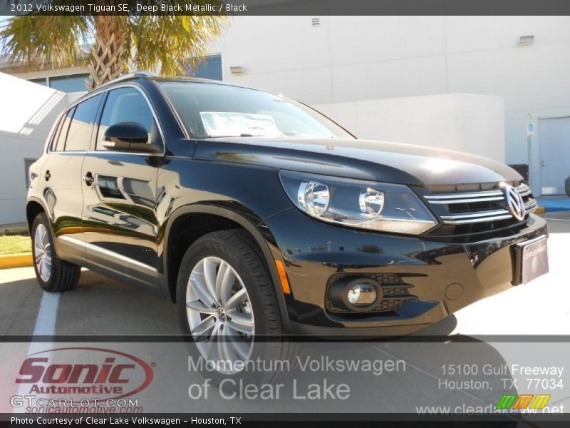 Deep Black Metallic / Black 2012 Volkswagen Tiguan SE
