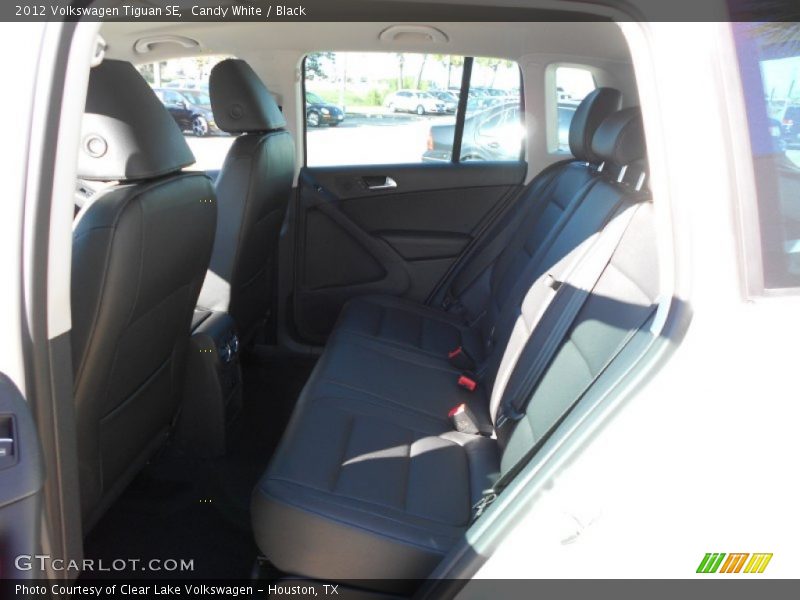 Candy White / Black 2012 Volkswagen Tiguan SE