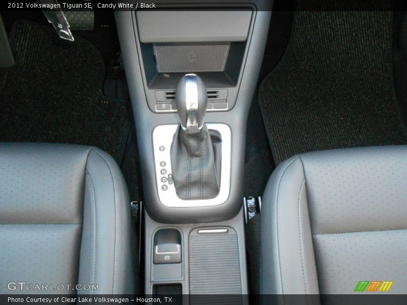 Candy White / Black 2012 Volkswagen Tiguan SE