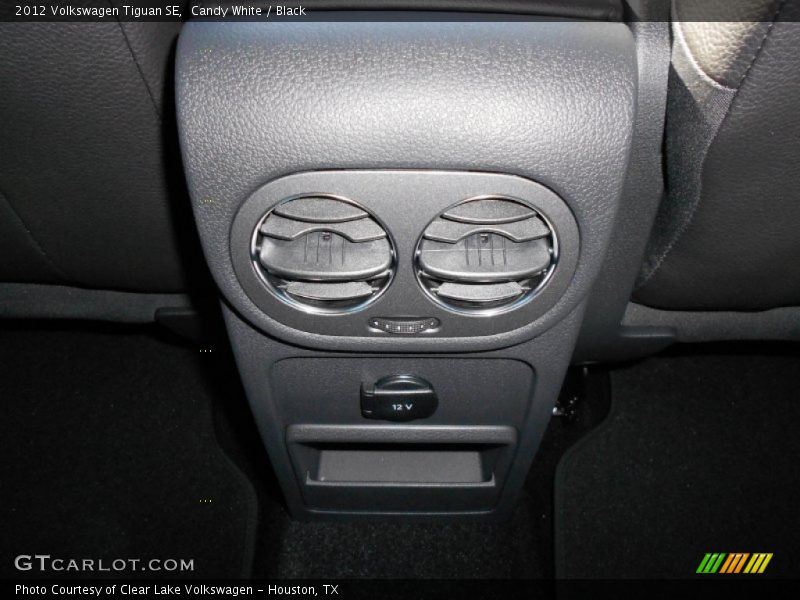 Candy White / Black 2012 Volkswagen Tiguan SE