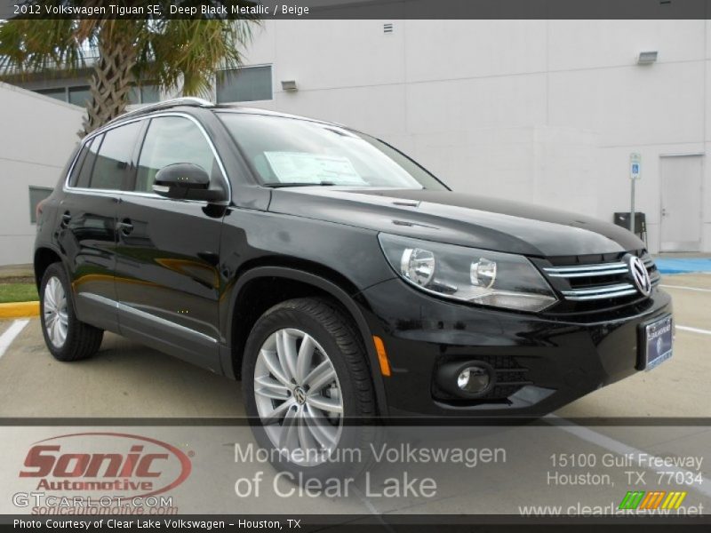 Deep Black Metallic / Beige 2012 Volkswagen Tiguan SE