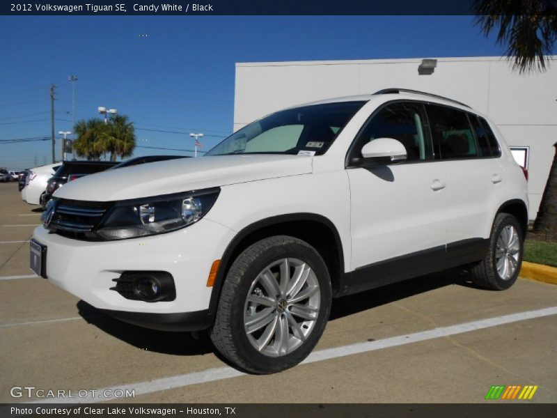 Candy White / Black 2012 Volkswagen Tiguan SE